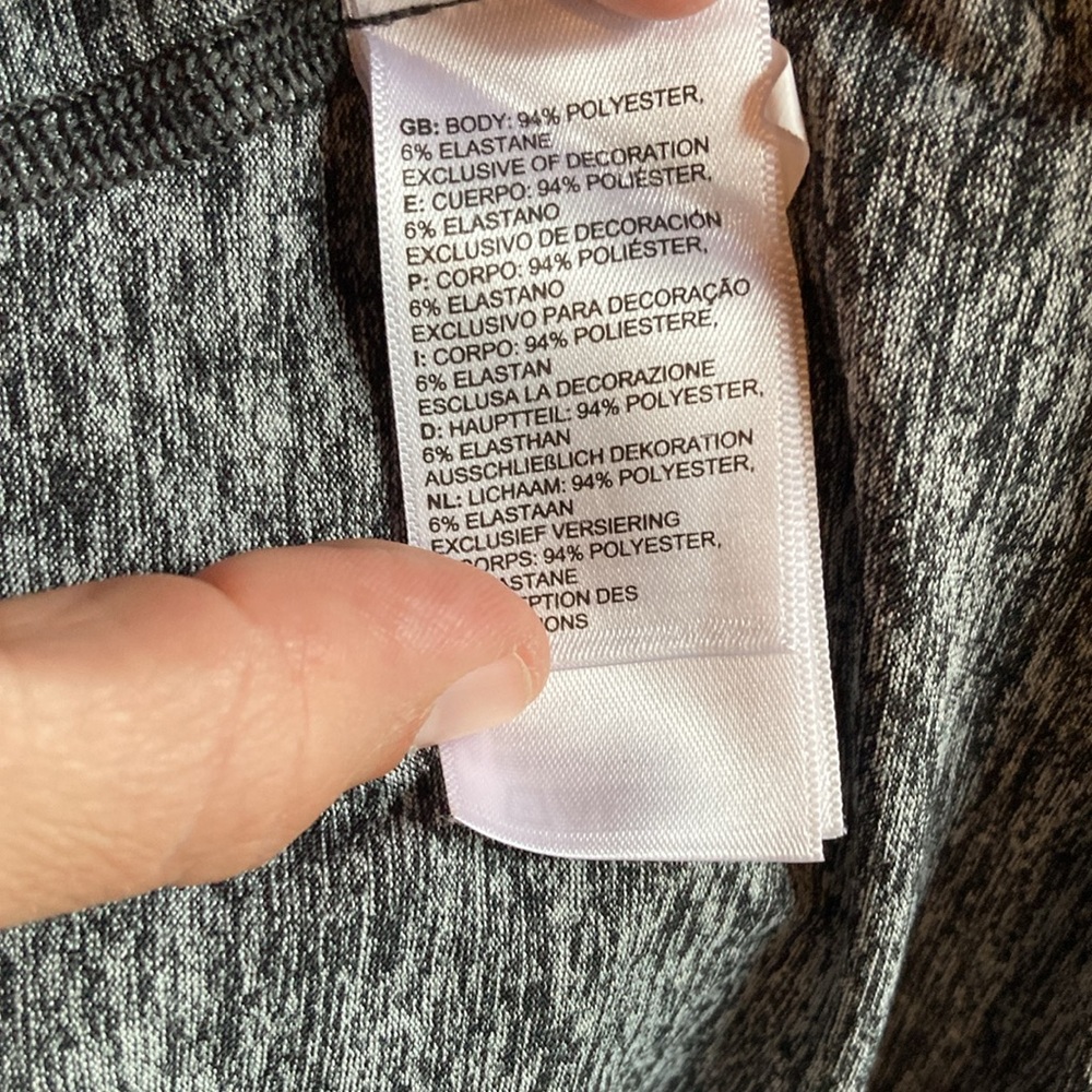 North Face Grey Short Sleeve Womens Top Activewear Athleisure Small - Picture 2 of 3
